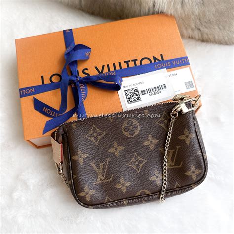 where to buy louis vuitton pochette|pochette louis vuitton monogram.